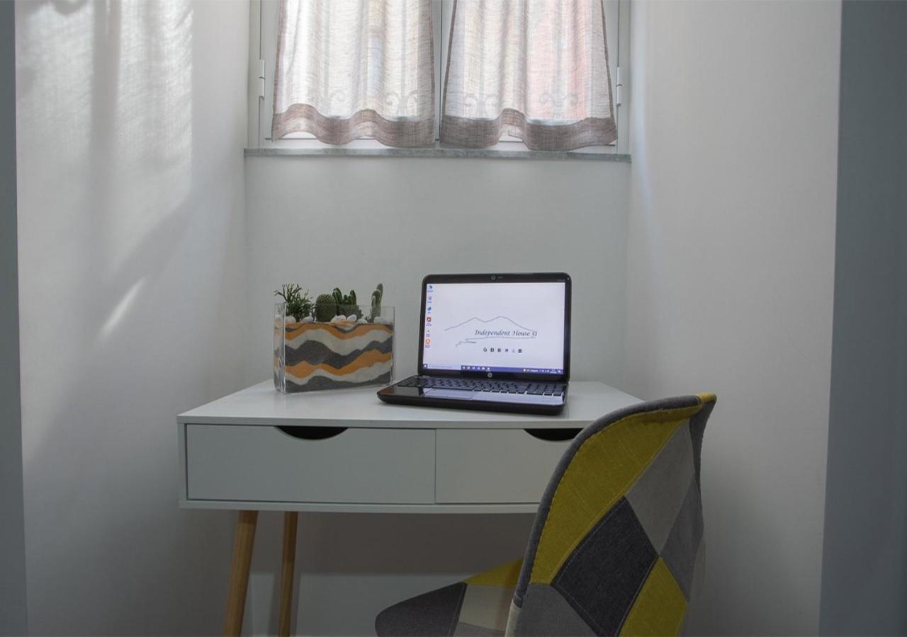 Independent House 51 Apartment เนเปิลส์ ภายนอก รูปภาพ